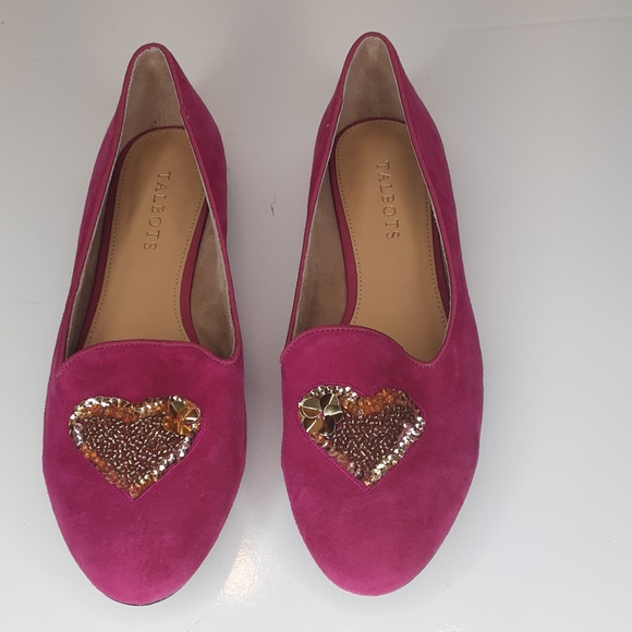 tablots Shoes - Tablots pink suede flats size 7 1/2